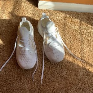 White 7.5 Women Under Armour Sneakers